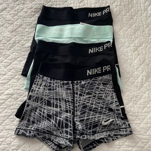 Nike Pro